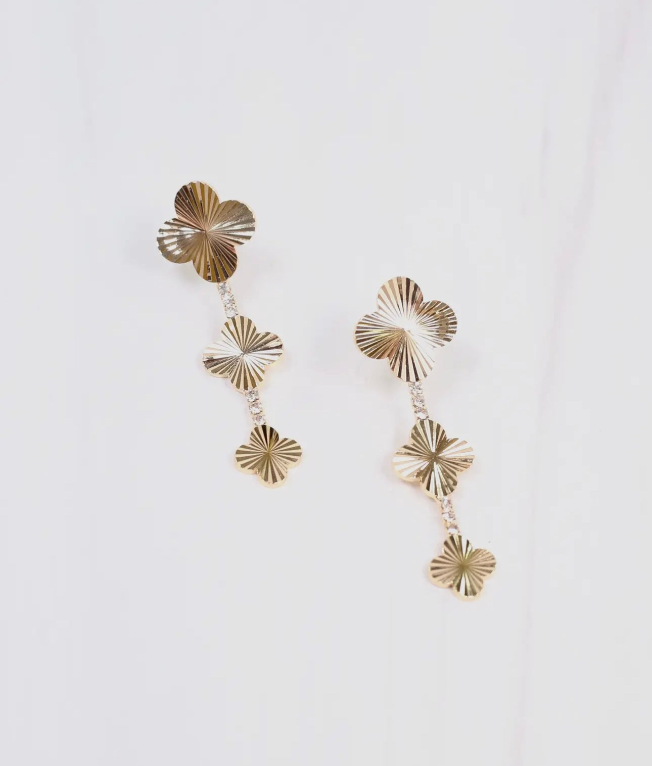Ribbed Clover Drop Earrings